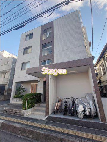 KAYANA