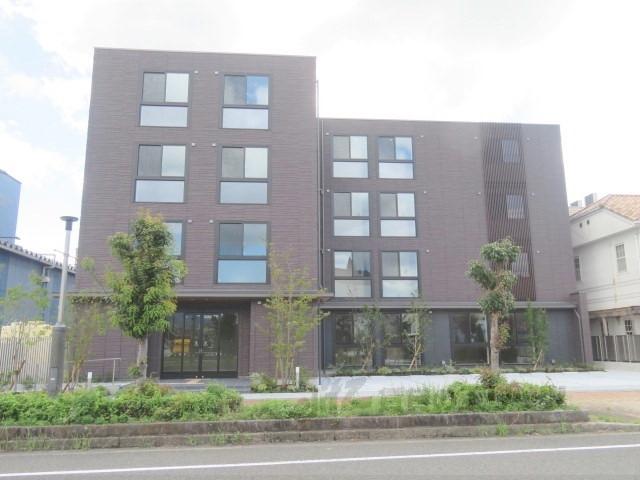 ブルジェオン駅南