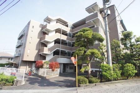 ラークヒルズ