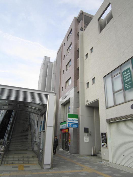 ウイング駅前ビル