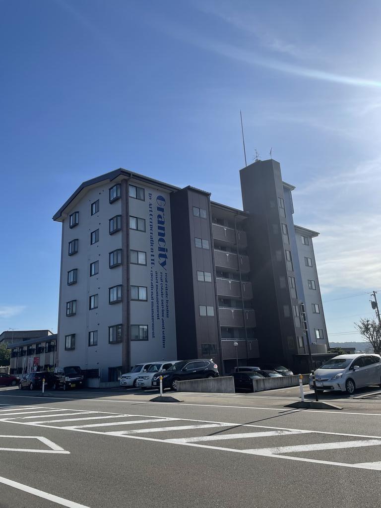 グランシティ