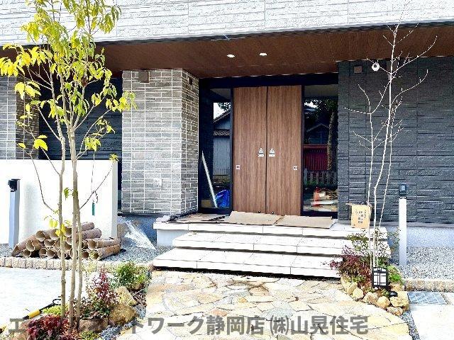 シャーメゾンステージ西草深