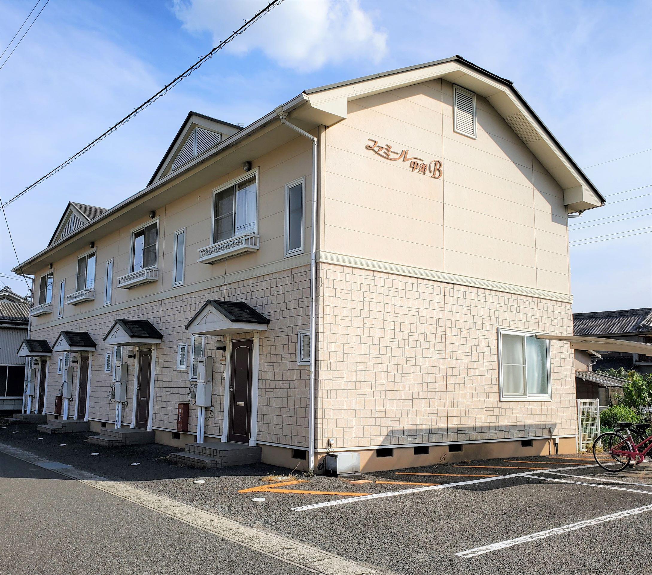 ファミール中須B