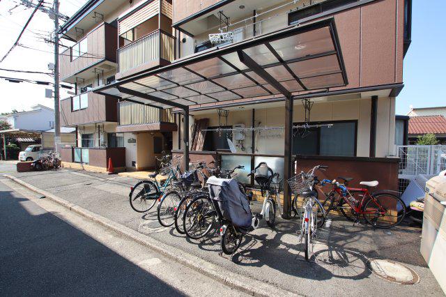 アパートメント初芝