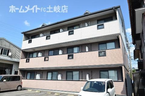 ゴールデンヒルズ
