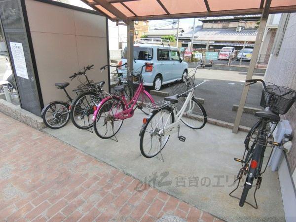 ネオメゾン小山A棟