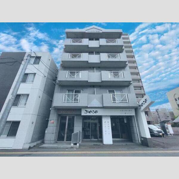 インペリアル13