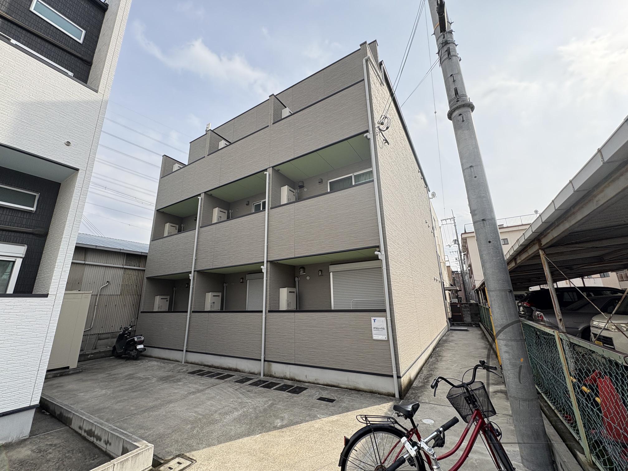 グラスハウス