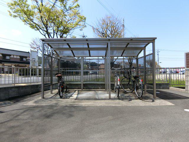 シャーメゾンパディ