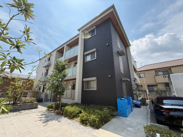 シャーメゾン池田旭丘ウエスト