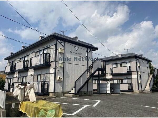 加藤ハイツ B棟