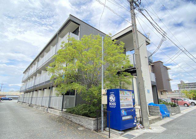 レオパレスアイリス今本町通