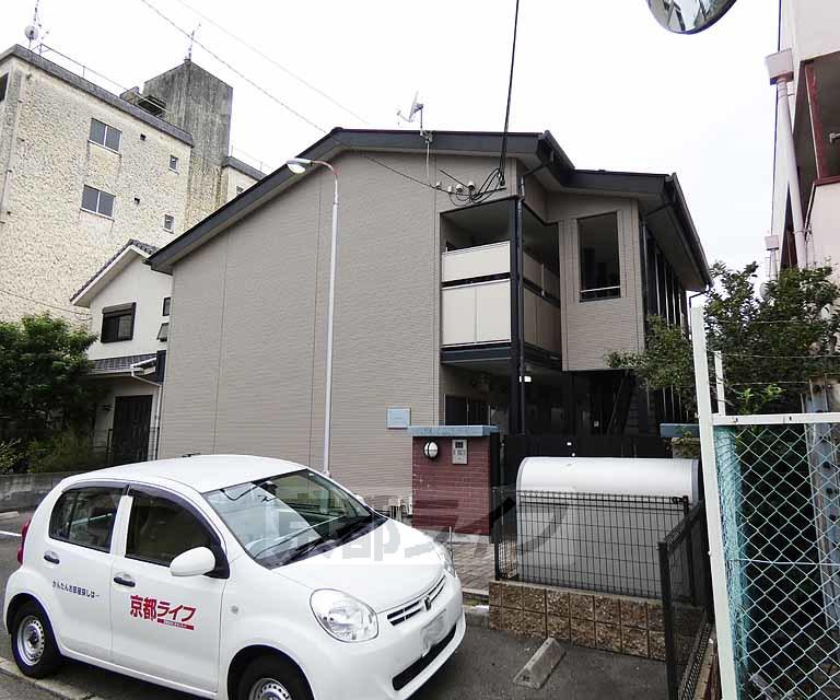 レオパレスシュン