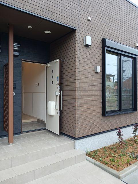 KURA・保田窪本町
