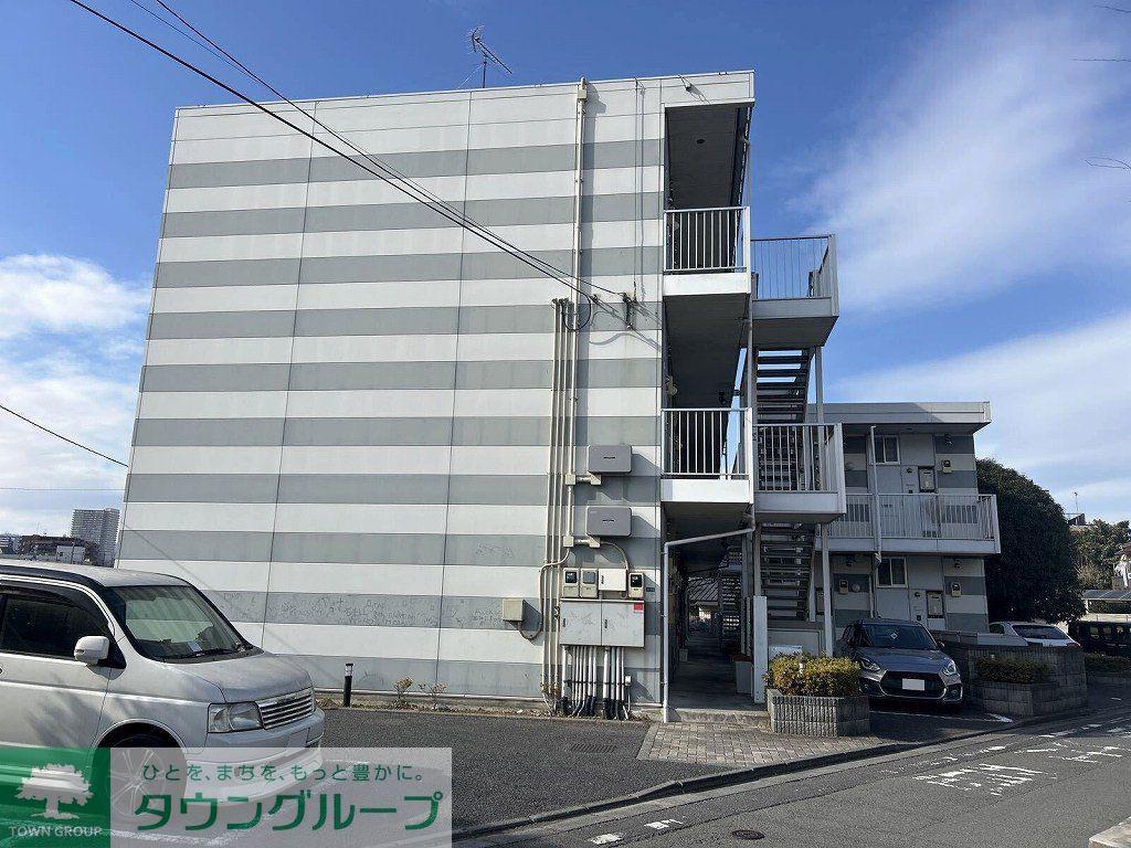 レオパレスタナベ