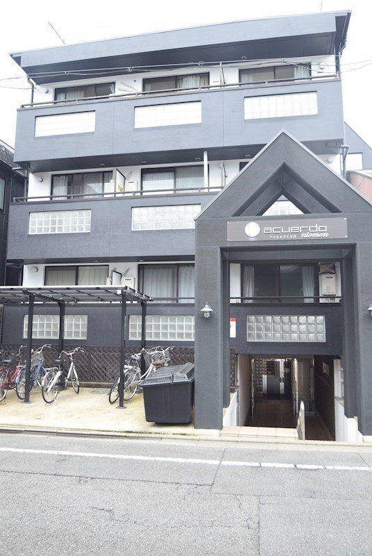 アクエルド仁王門