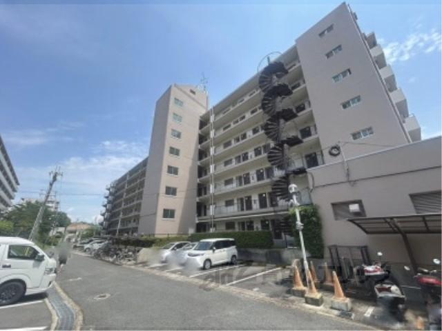 枚方ハイツ7号棟