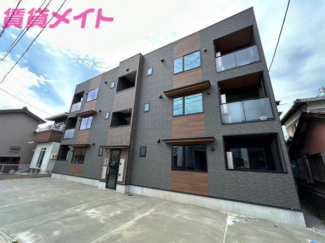 ピリナメイ