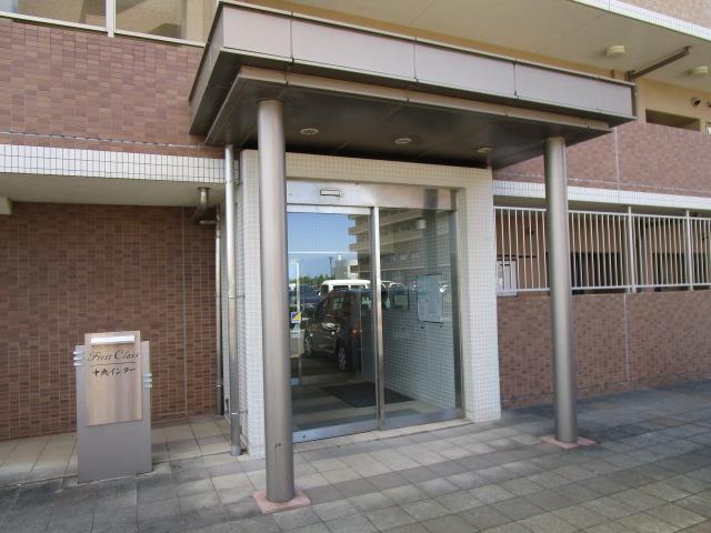 ファーストクラス中央インター