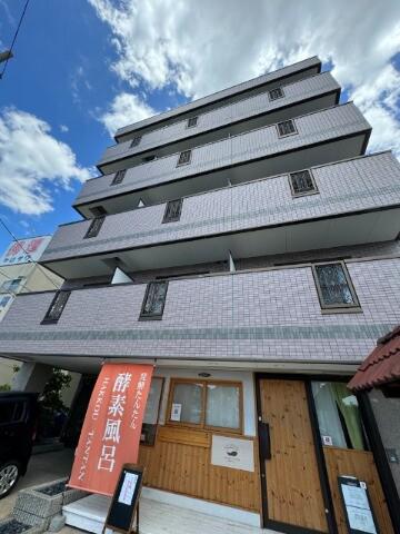 鳳TKハイツ2号館
