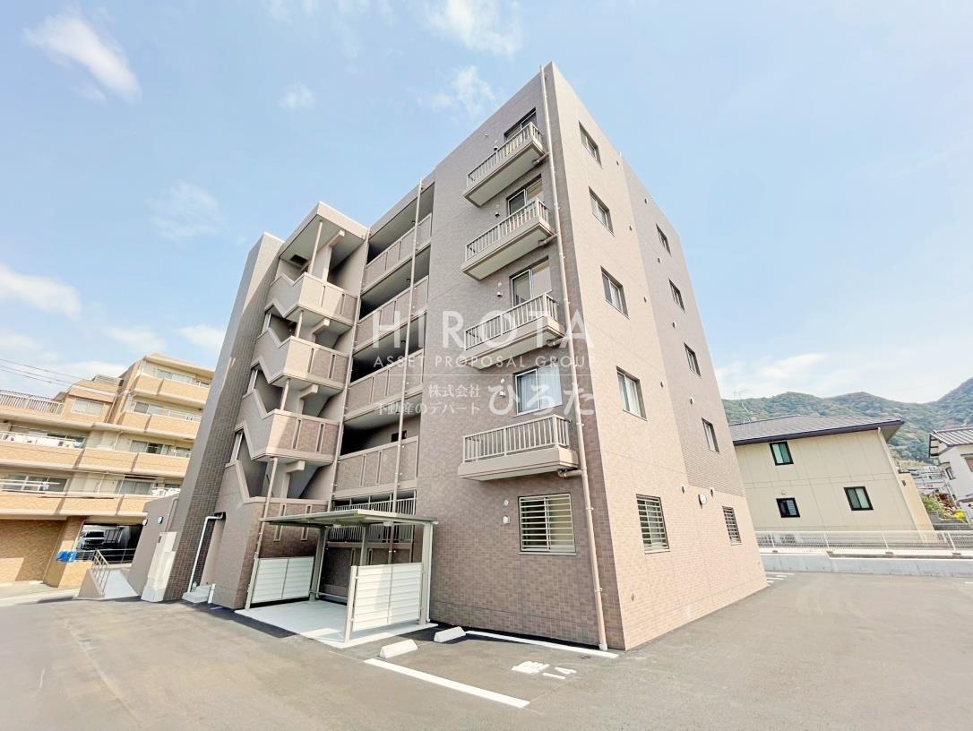 ロワール・イン柳原町