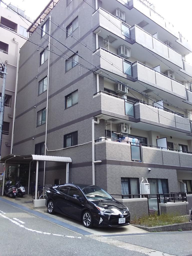 パルメーラ県庁前