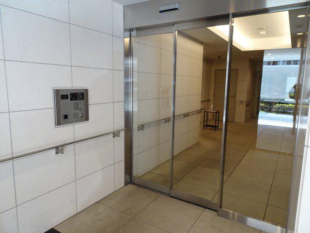 アトラス新宿左門町