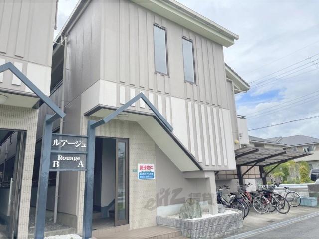 ルアージュA棟(2DK/2階)