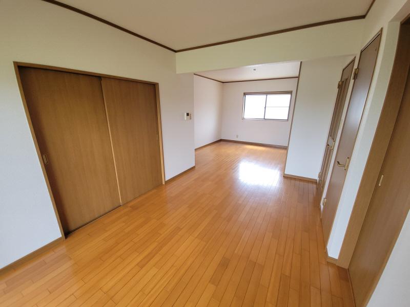 ヒルスクウェア辻川山B棟
