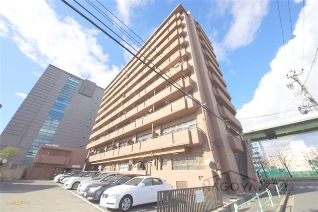 ブラウンハウス