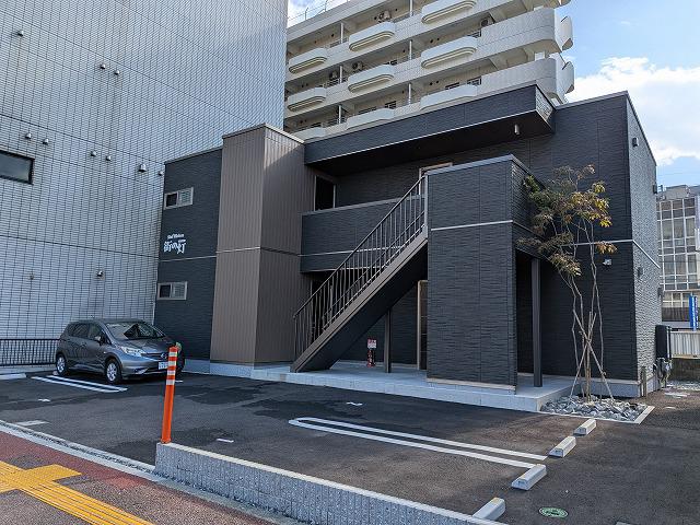 シャーメゾン街の灯