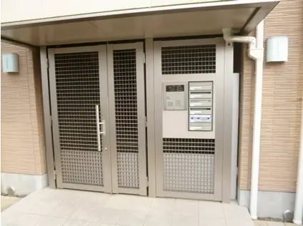 ライン ヴィラ A(2LDK/2階)の外観写真