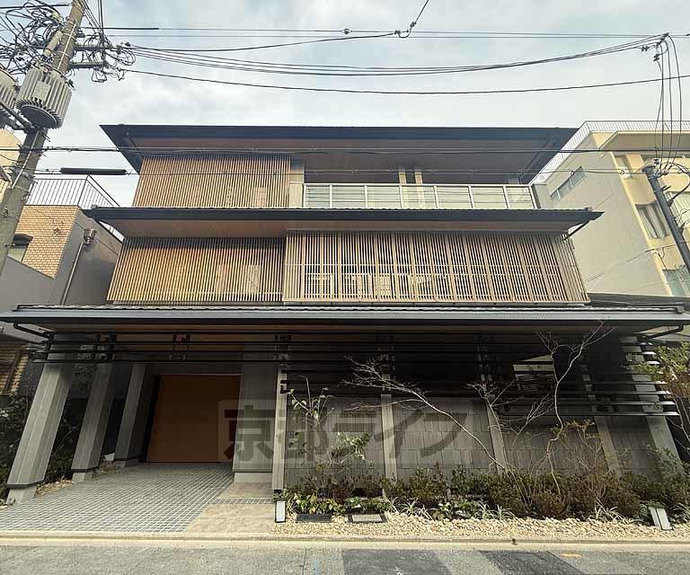 パーチェ三条菊鉾町