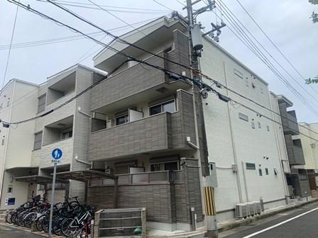 ラモーナ東本町1