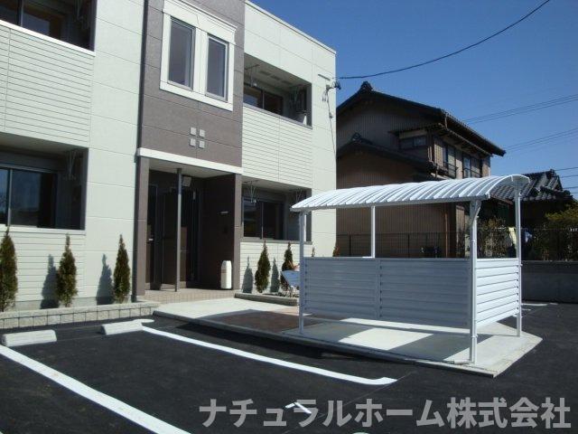 ホワイトハウス草間II番館
