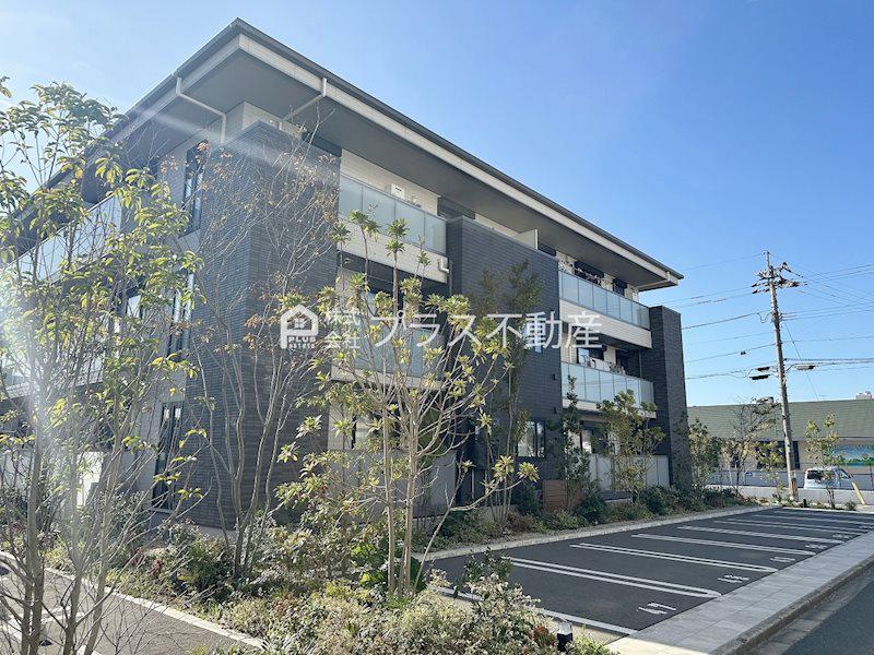 カーサ宮ノ前 直方  B棟