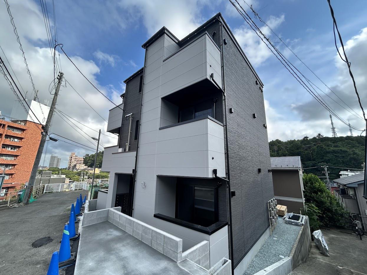 ADDICT向山