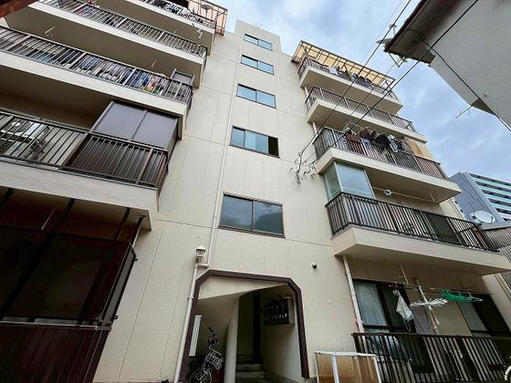 栄能マンション
