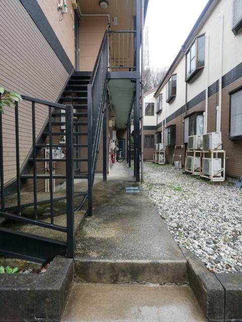 京王相模原線 南大沢駅 徒歩15分 2階建 築34年