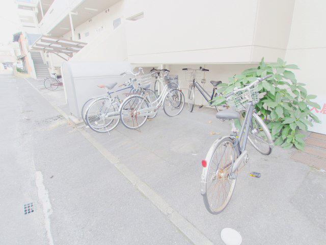 ハイツ東青崎