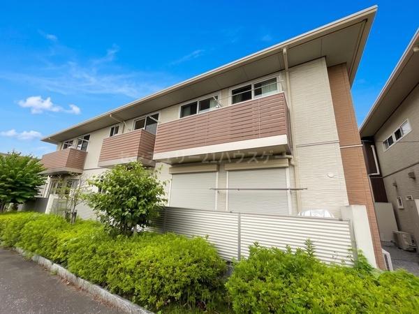 RESIDENCIA LUCEREGALO MES