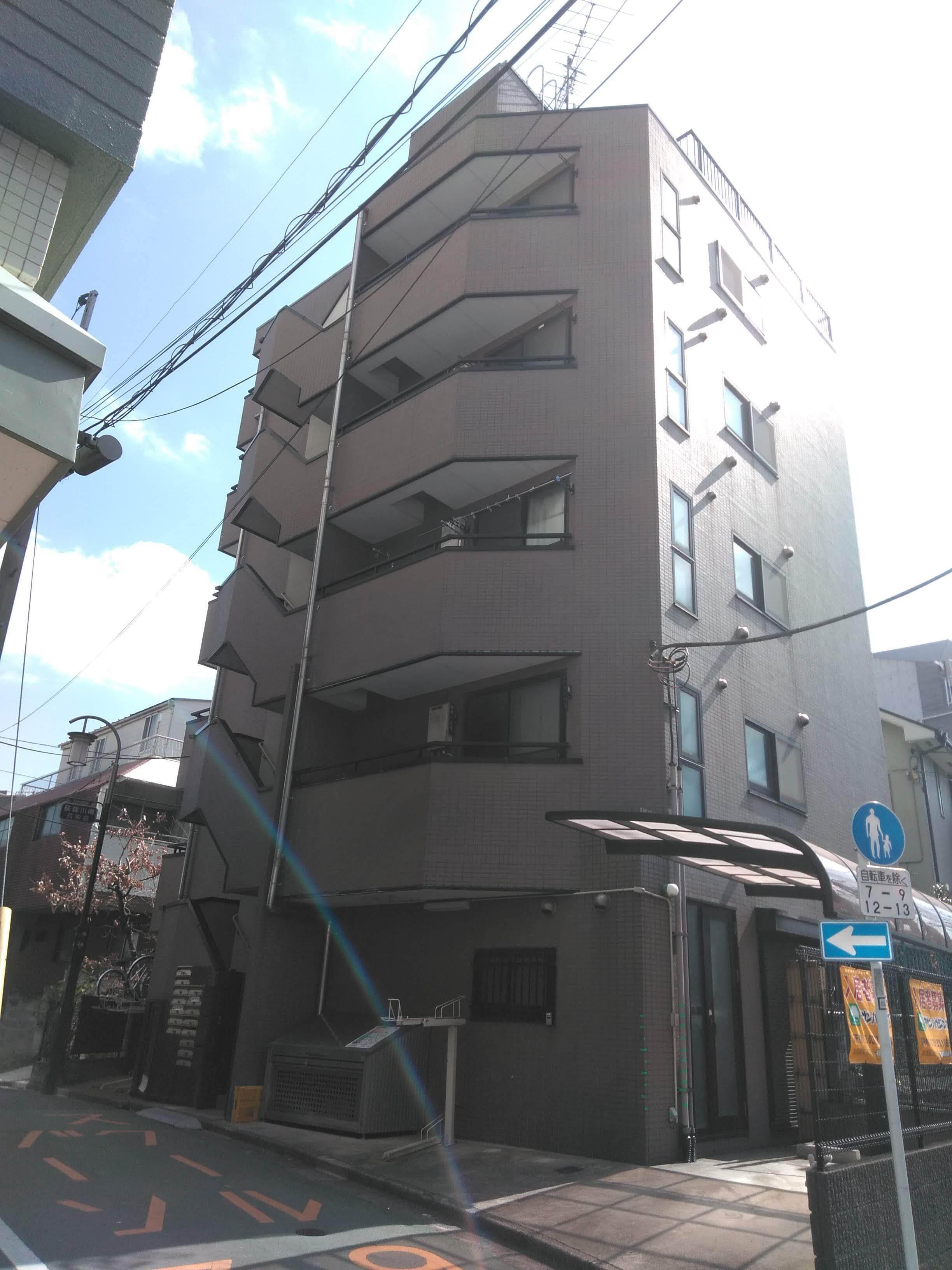 シャトレーハナエ