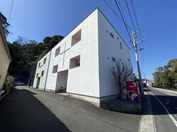 MONO CUBE