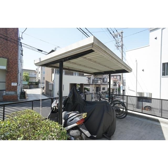 シャルマン反町
