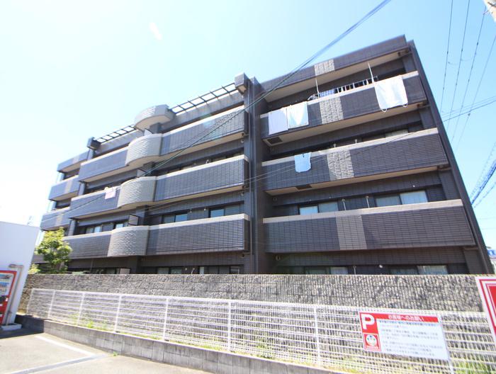 阪急宝塚線 岡町駅 徒歩13分 4階建 築31年