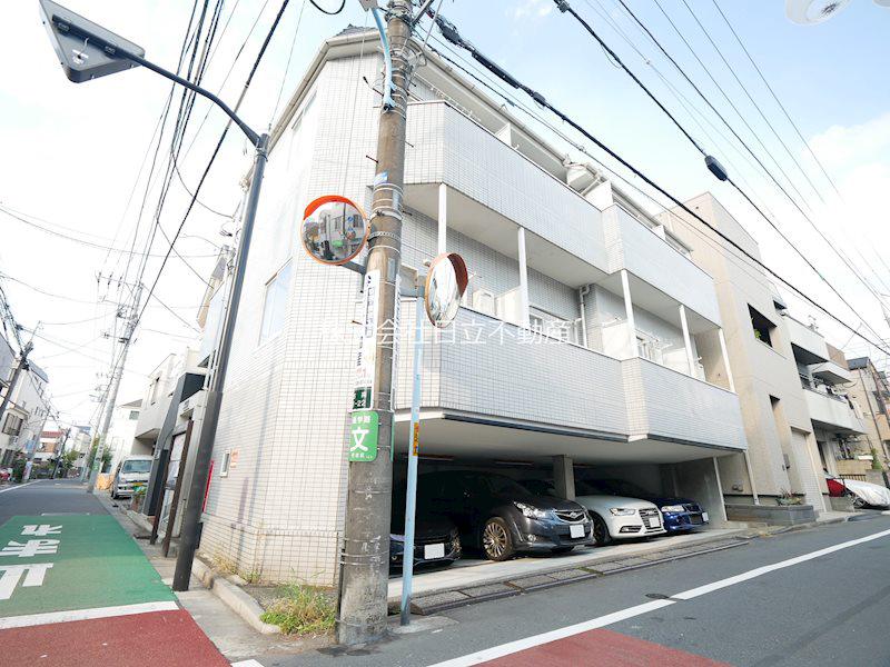 ハイツローレル