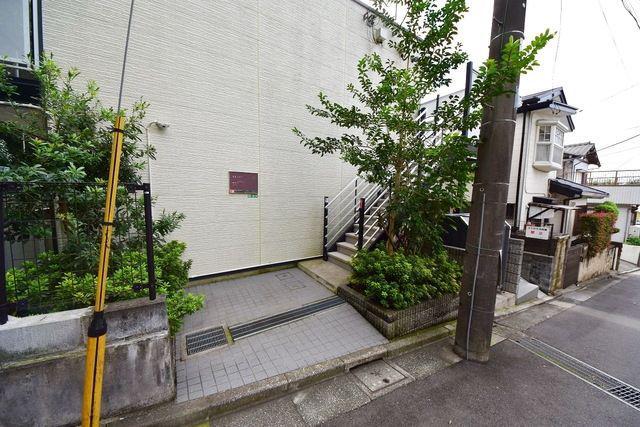 レオパレスラルジュ