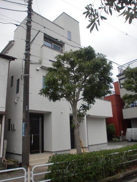 OHANA HOUSE