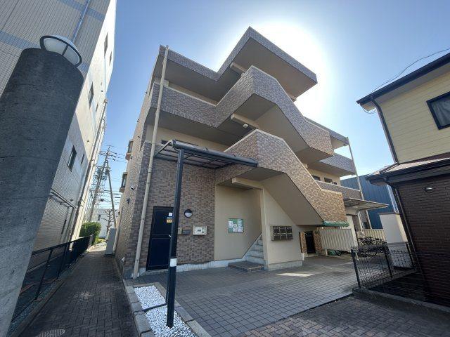 北川原ロビスト