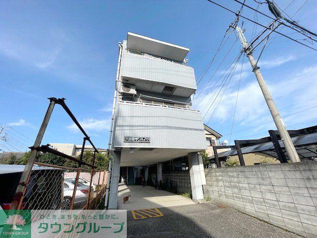 六軒町サンハイツ(2DK/2階)